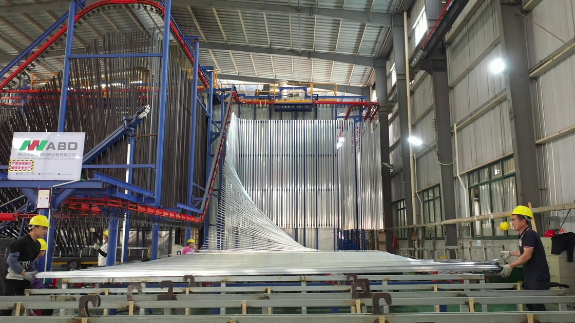 Full Automatic Vertical Powder Coating Line With Pretreatment For ElectrostaticPainting