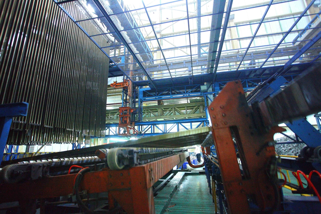 Anodizing Line Equipment Of Vertical Surface Treatment For Aluminium Alloy Profiles CE Certification