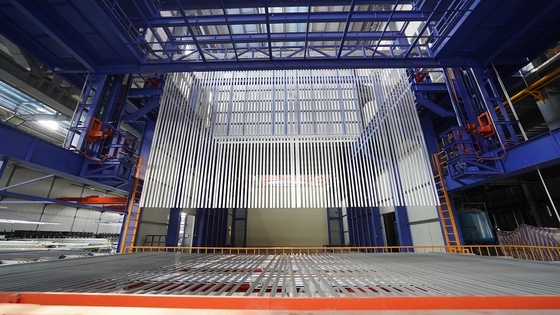 Vertikaler Anodisierungsleitungsgerät Farbflächenbehandlung
